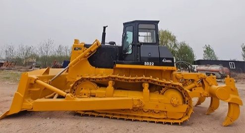 Bulldozer SHANTUI SD22 sur chenilles, équipé d’un ripper arrière